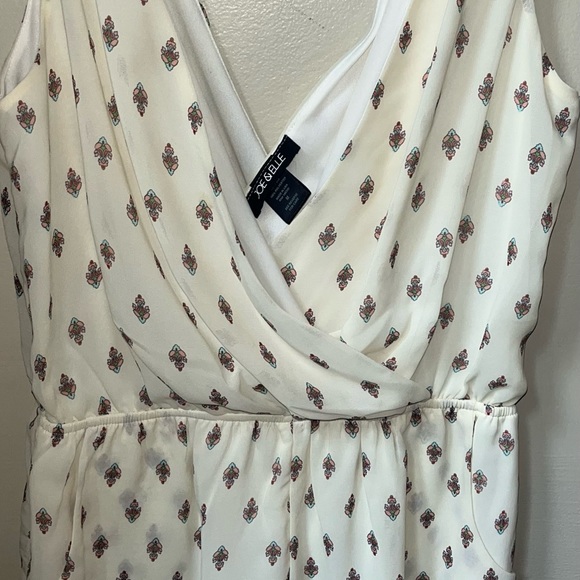 Preloved no flaws Joe & Elle dbl layered shorts jumpsuit Size M - Picture 4 of 5